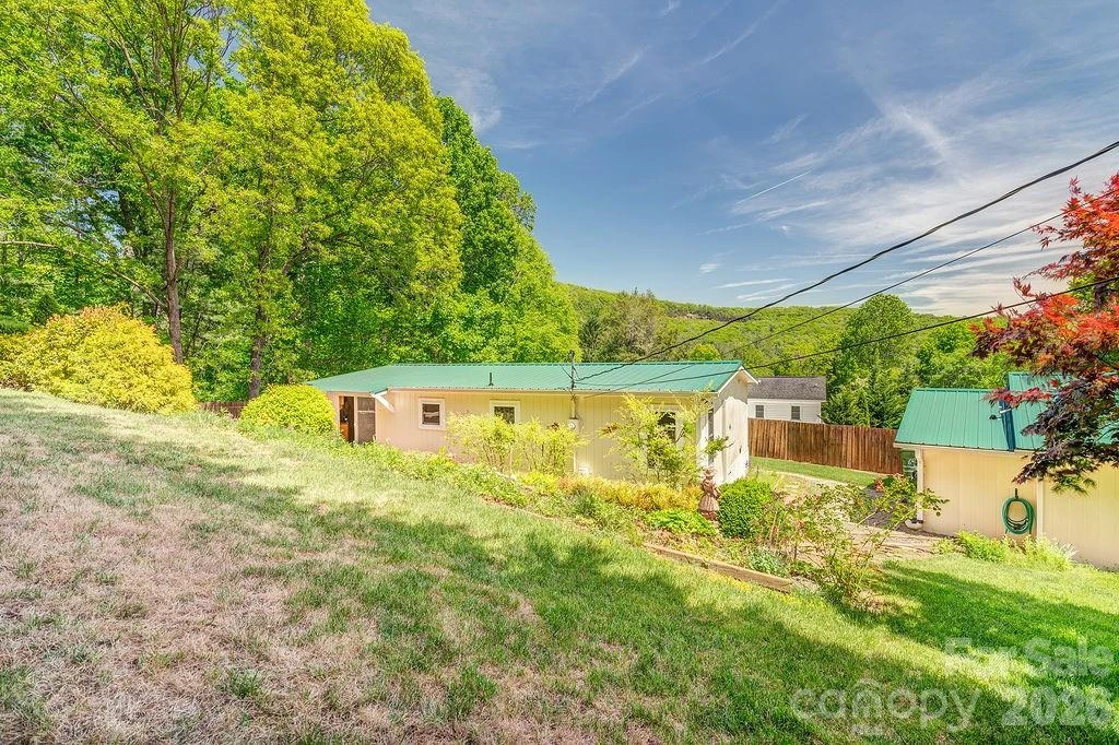 64 Haw Creek Circle - Photo 20