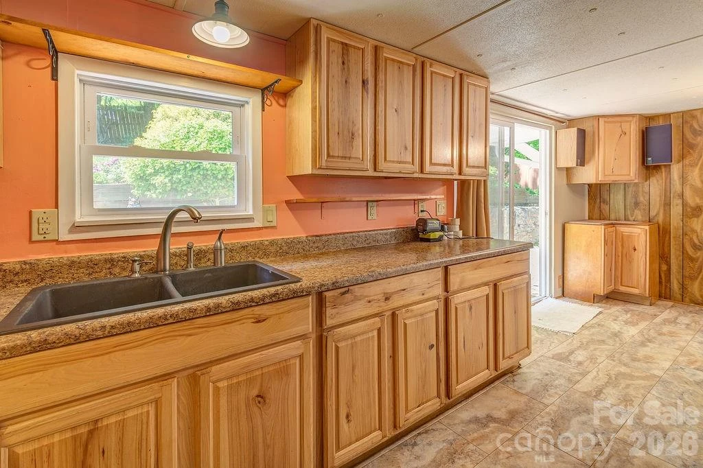 64 Haw Creek Circle - Photo 9