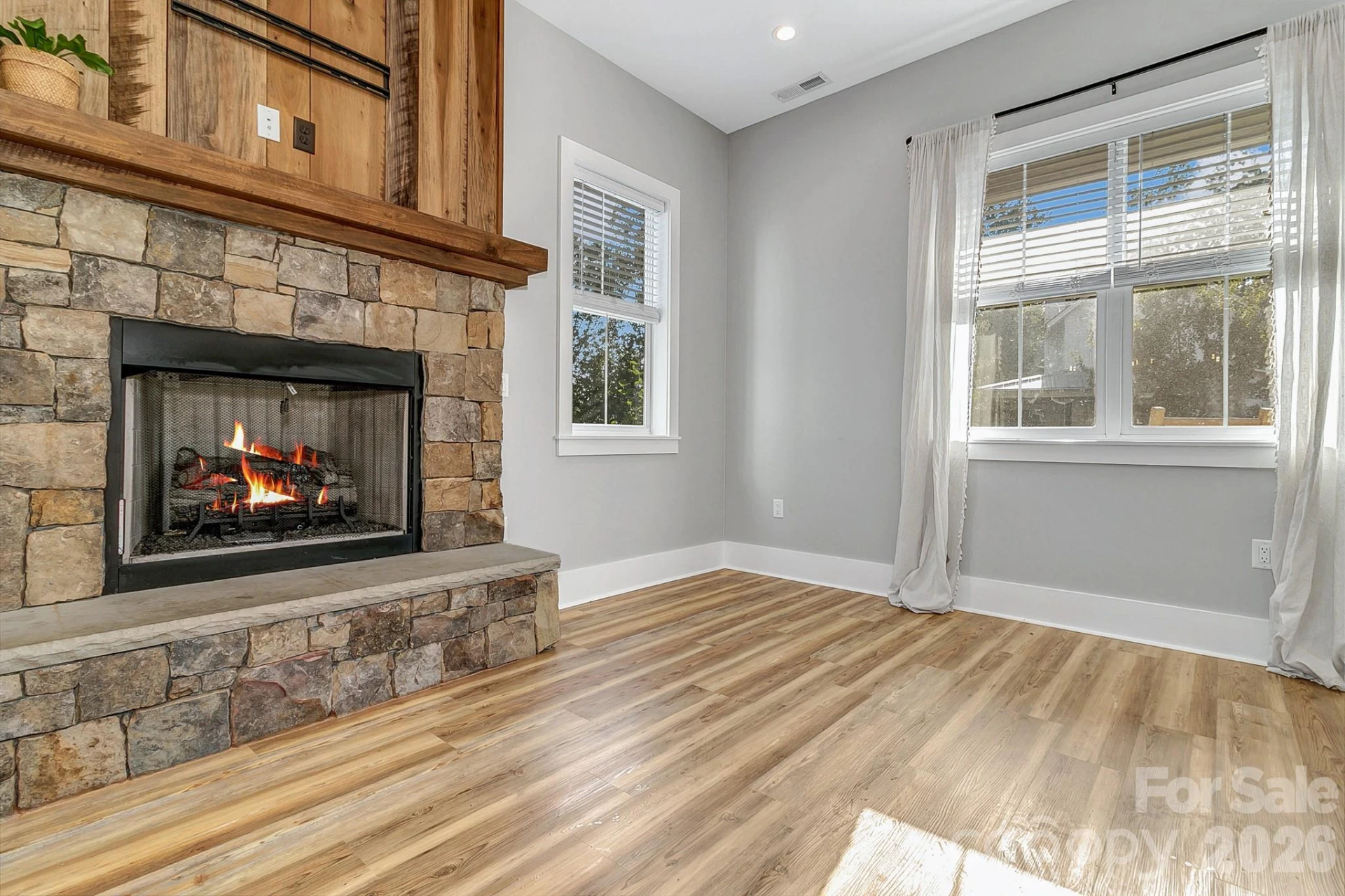 20 Phillip Lane - Photo 7