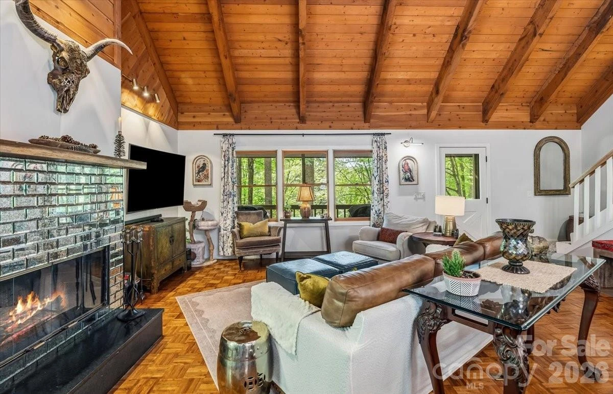 61 Greer Way - Photo 2