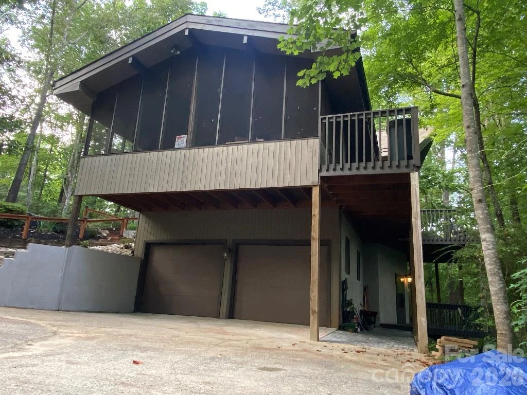 394 Jonathan Lane - Photo 5