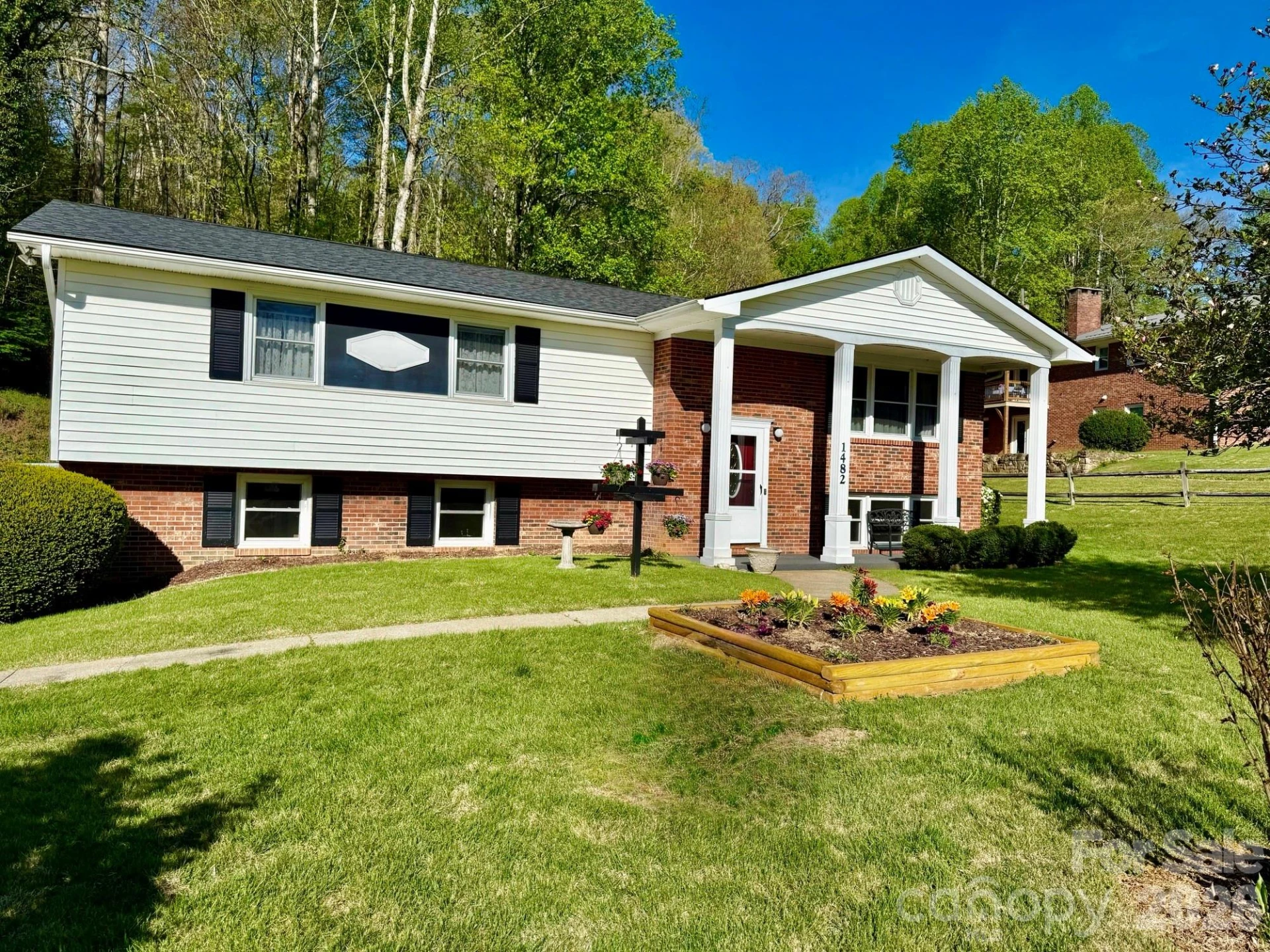 1482 Island Ford Road