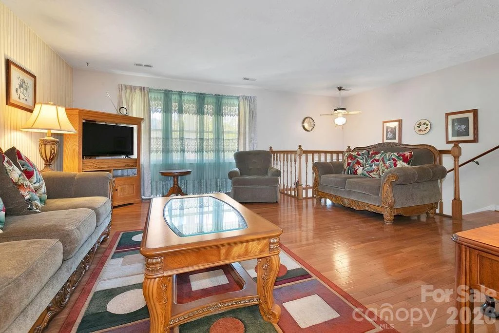 1482 Island Ford Road - Photo 6