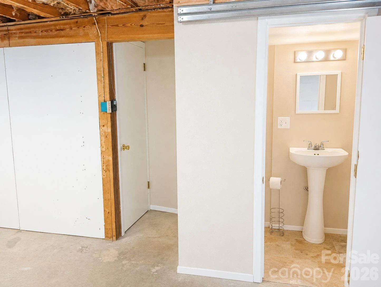 662 Locust Drive - Photo 22