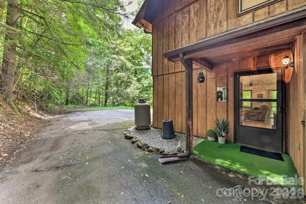 106 Sage Court - Photo 2