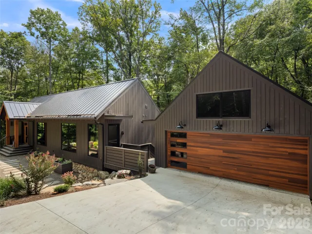 80 Hemlock Circle, Black Mountain, NC, 28711
