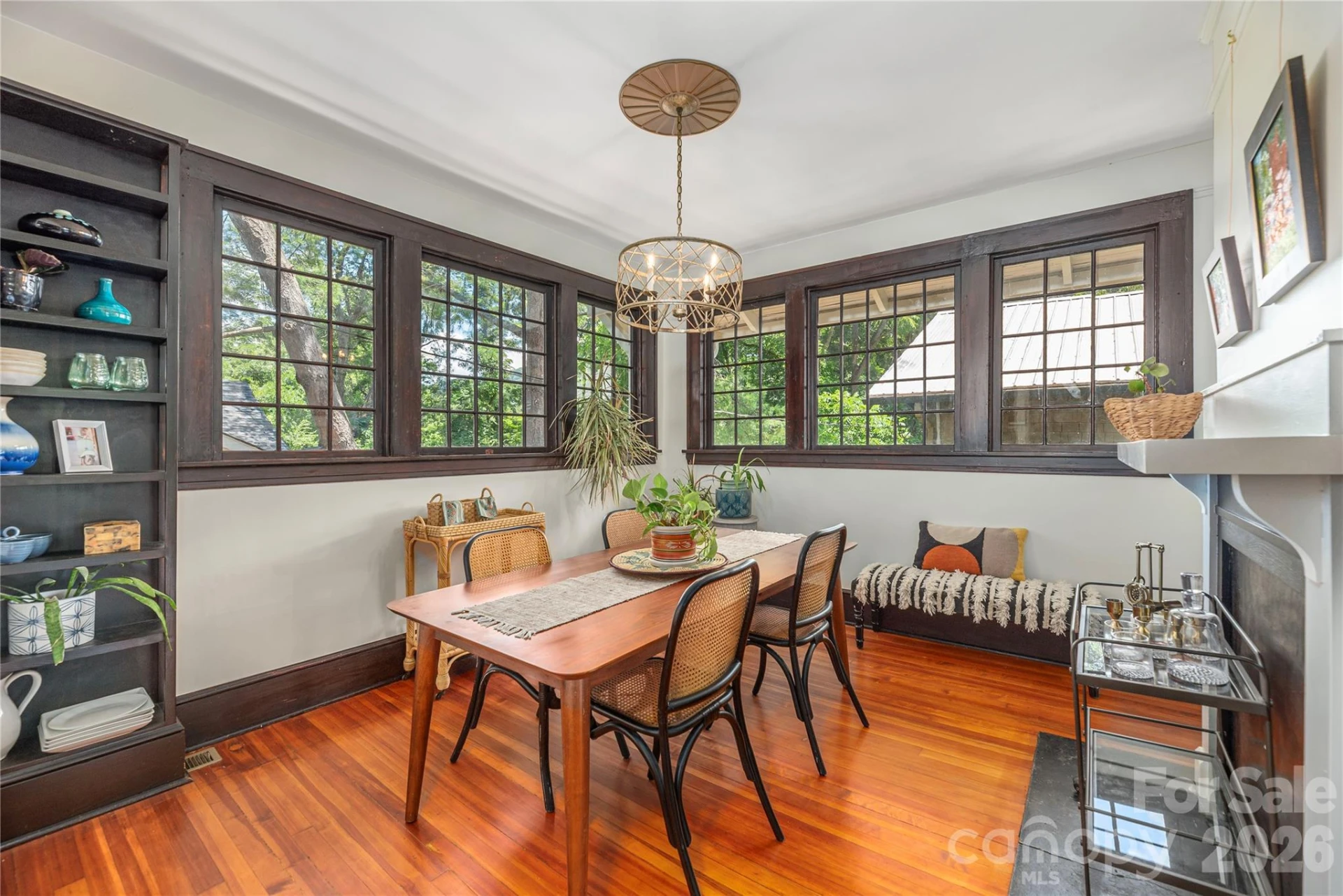 302 Hillside Street - Photo 16