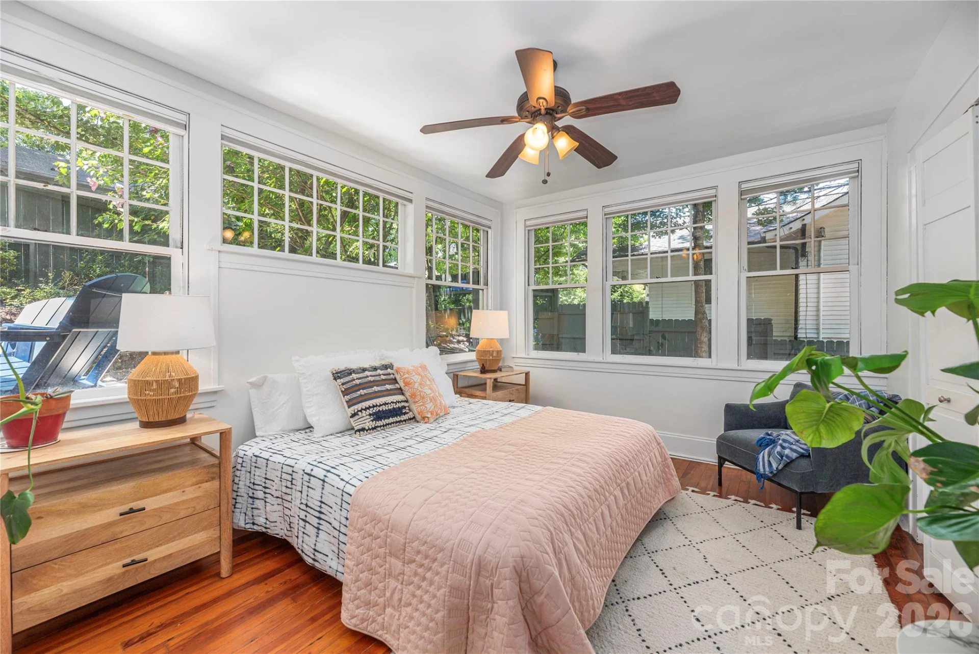 302 Hillside Street - Photo 25
