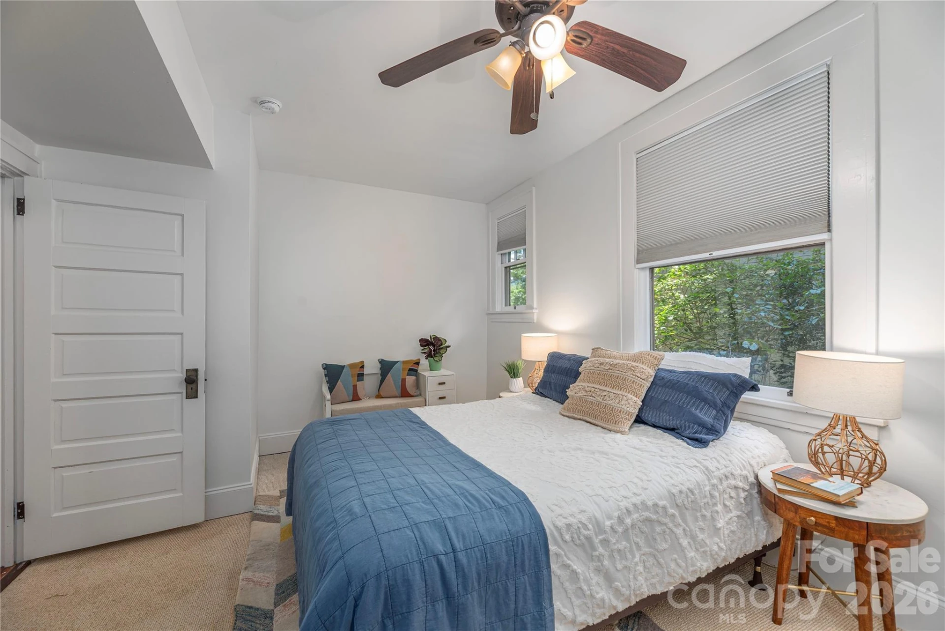 302 Hillside Street - Photo 30