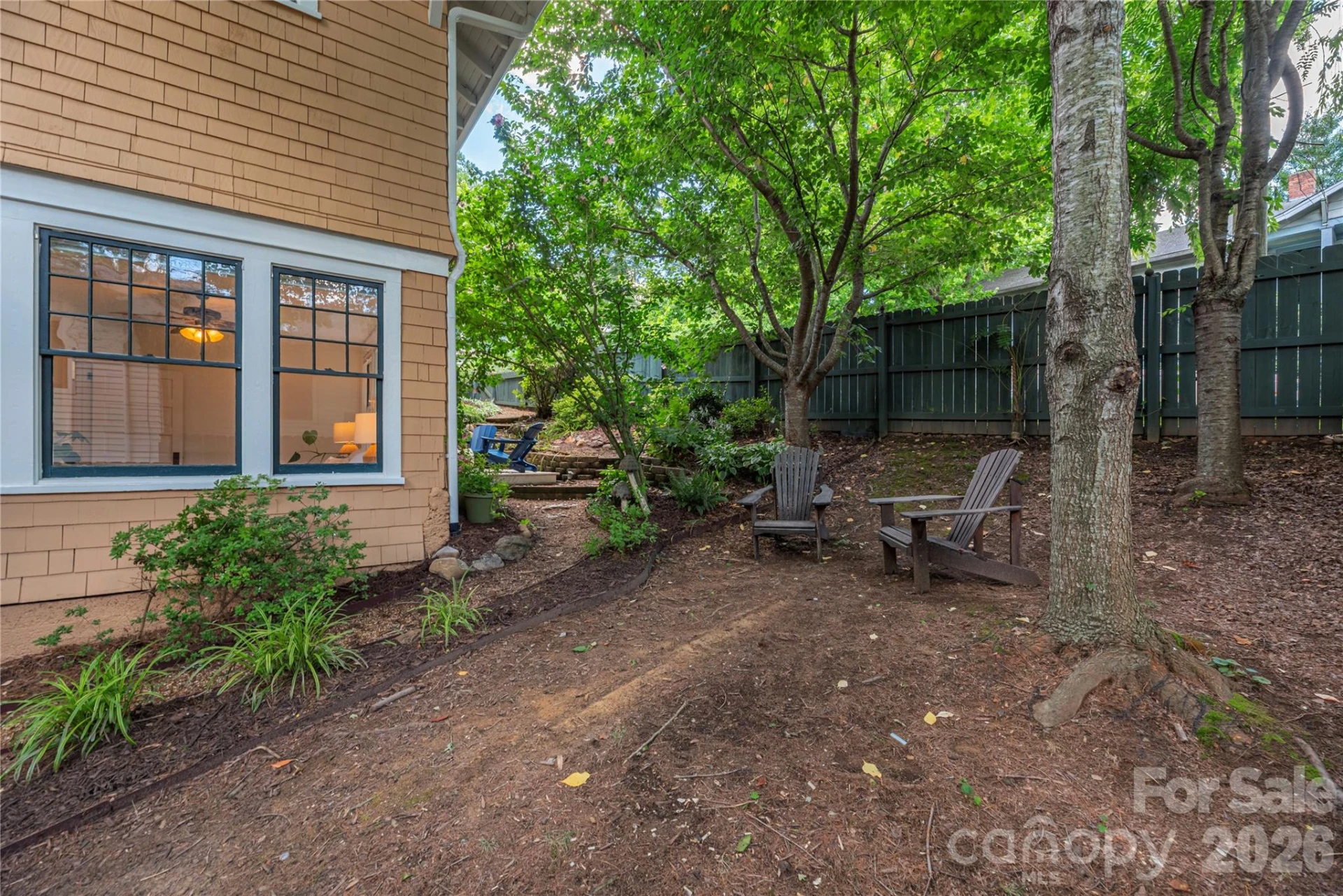302 Hillside Street - Photo 32