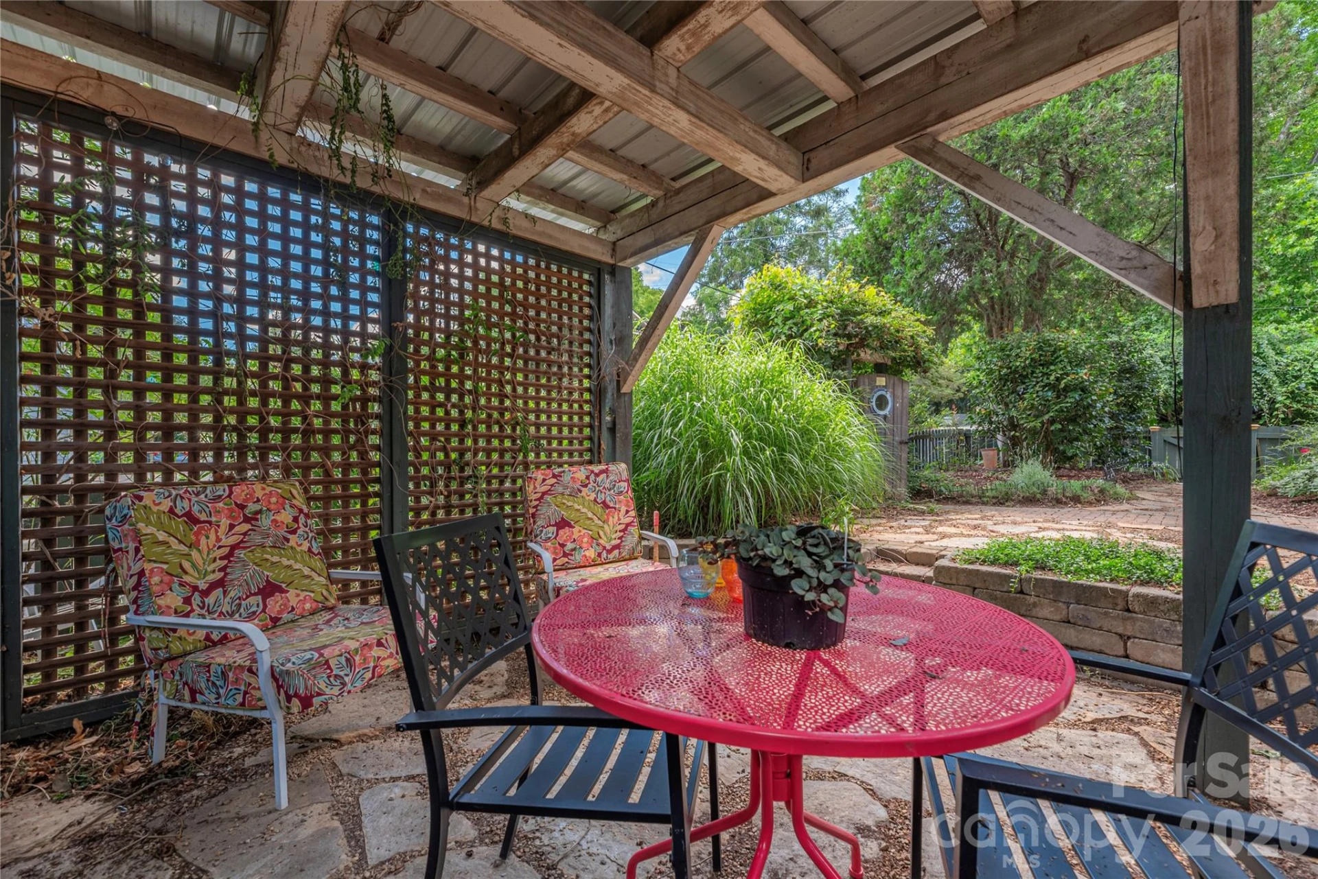 302 Hillside Street - Photo 35