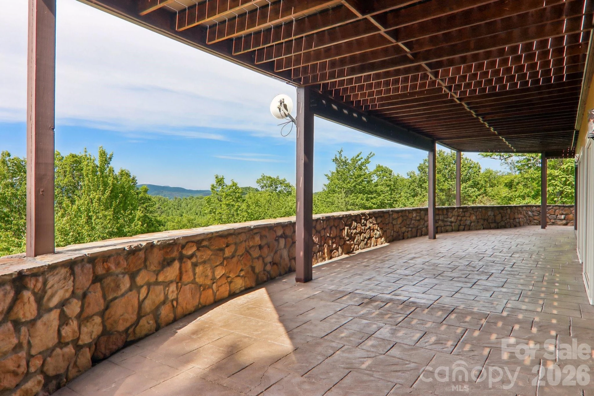 1072 Corsica Lane - Photo 40