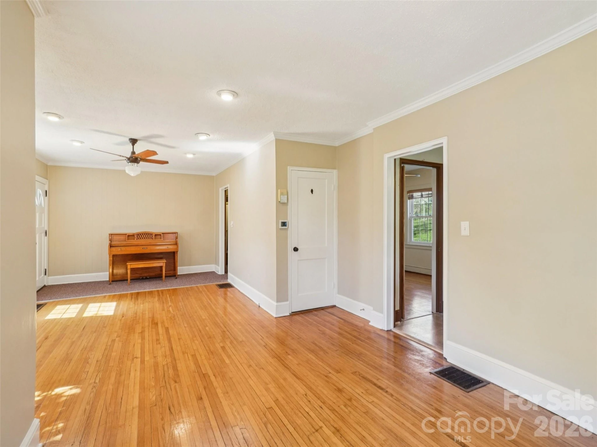 28 Kensington Drive - Photo 11