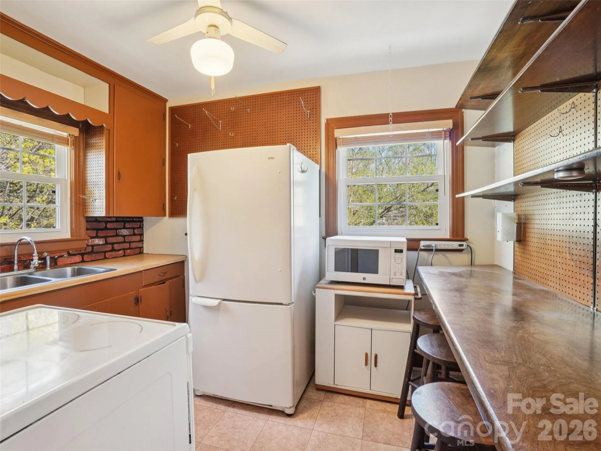 28 Kensington Drive - Photo 14