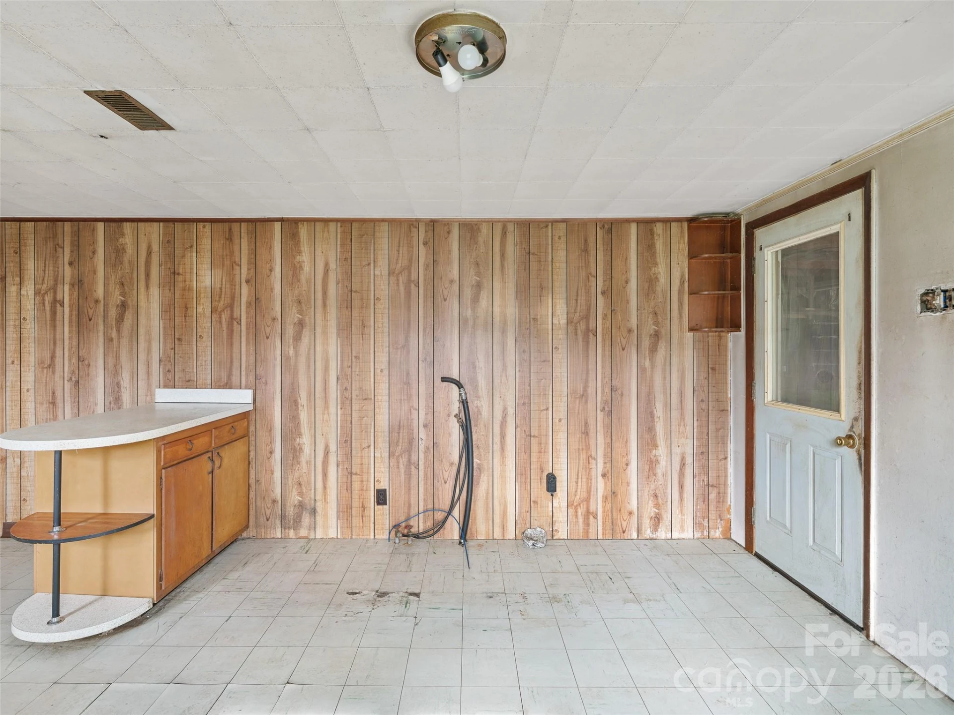 2432 Grapevine Road - Photo 8