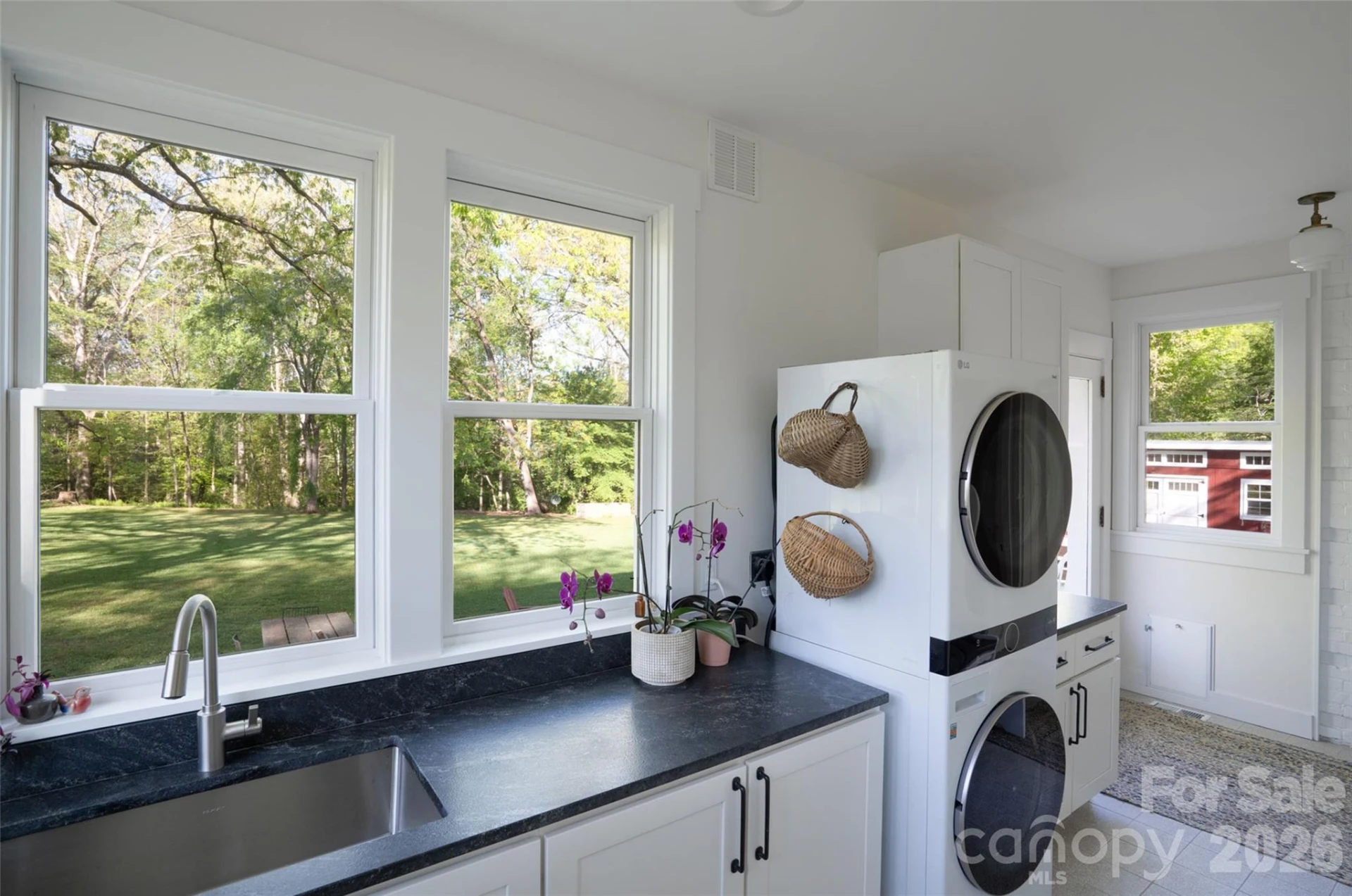 600 E Main Street - Photo 16