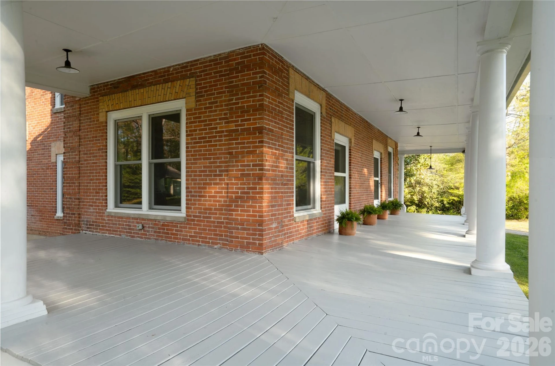 600 E Main Street - Photo 5