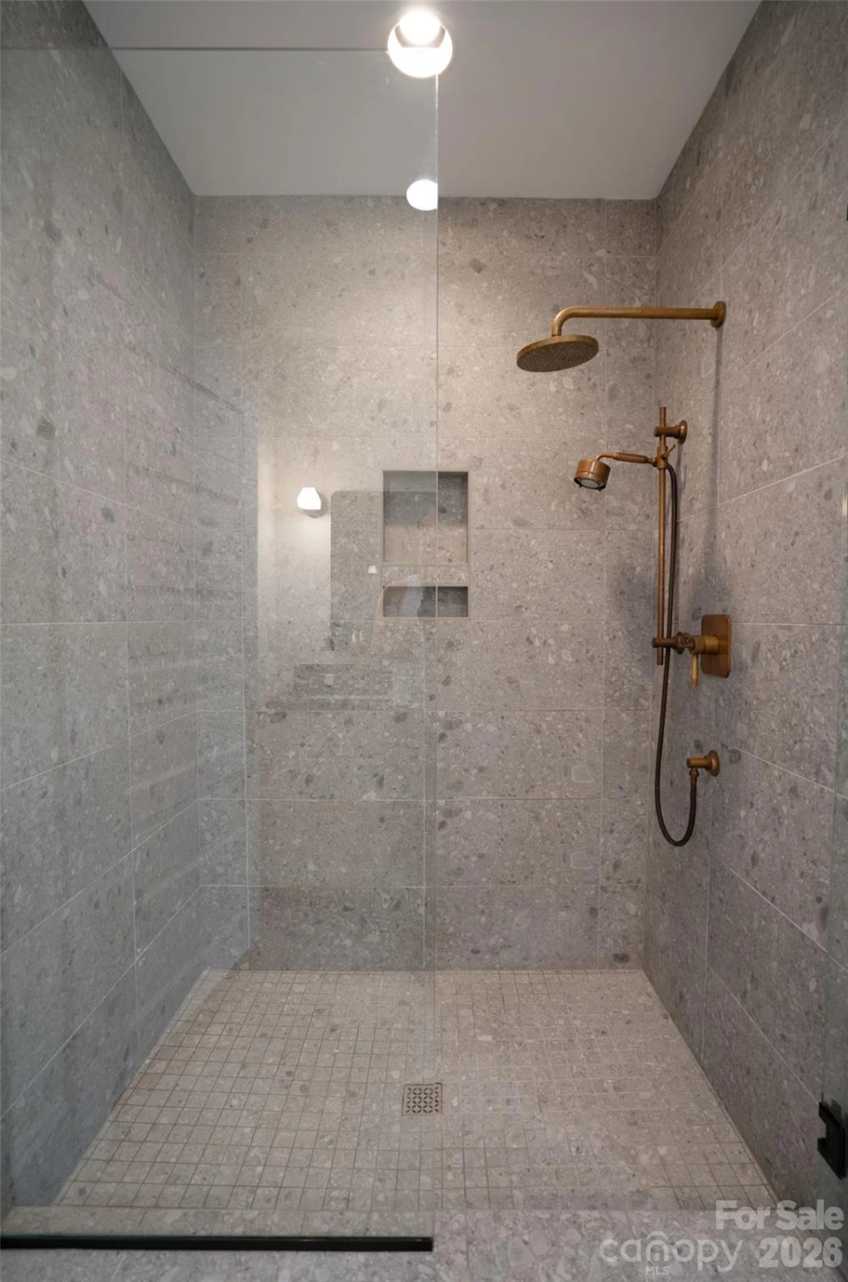 600 E Main Street - Photo 29