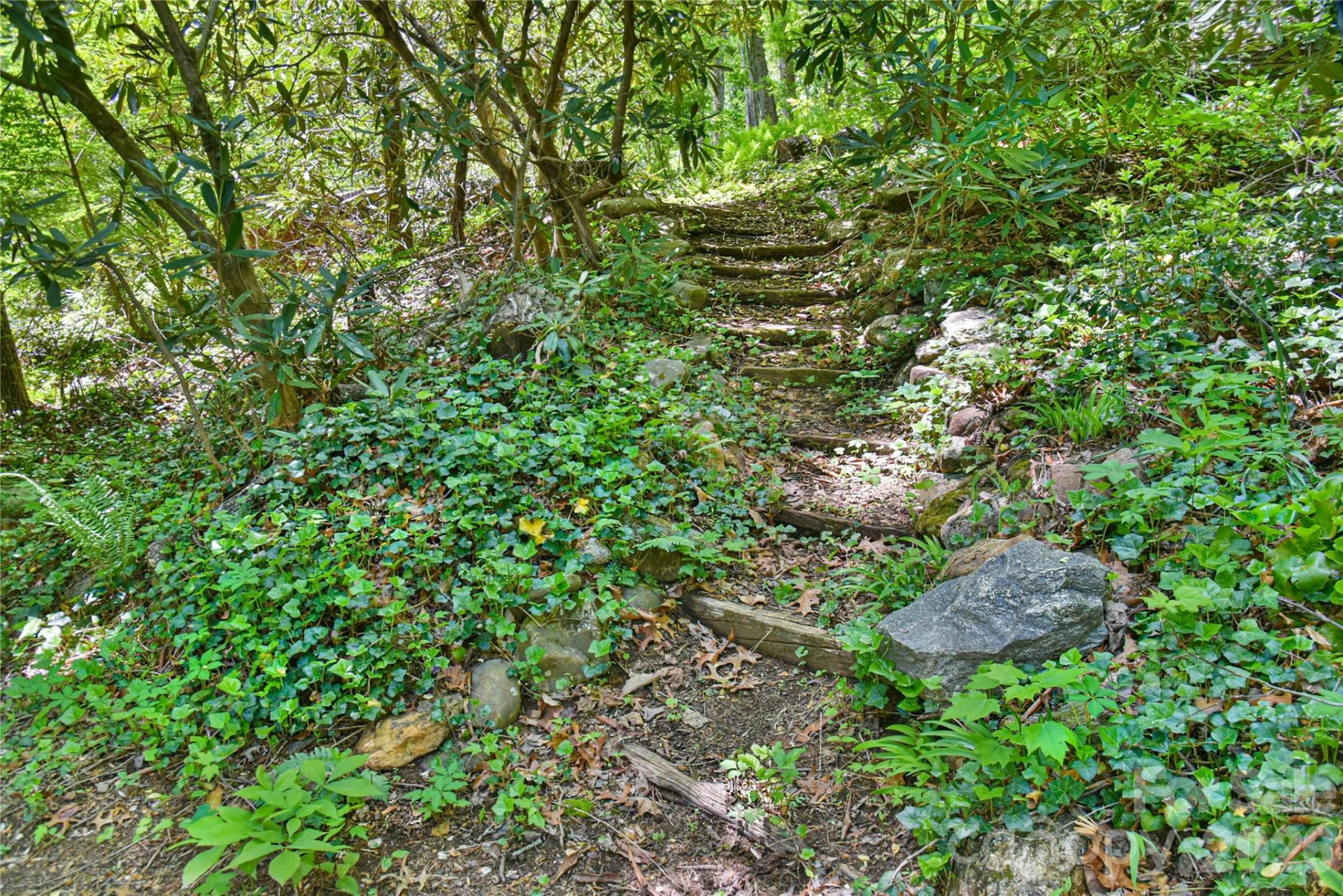 1 Hillcrest Lane - Photo 4