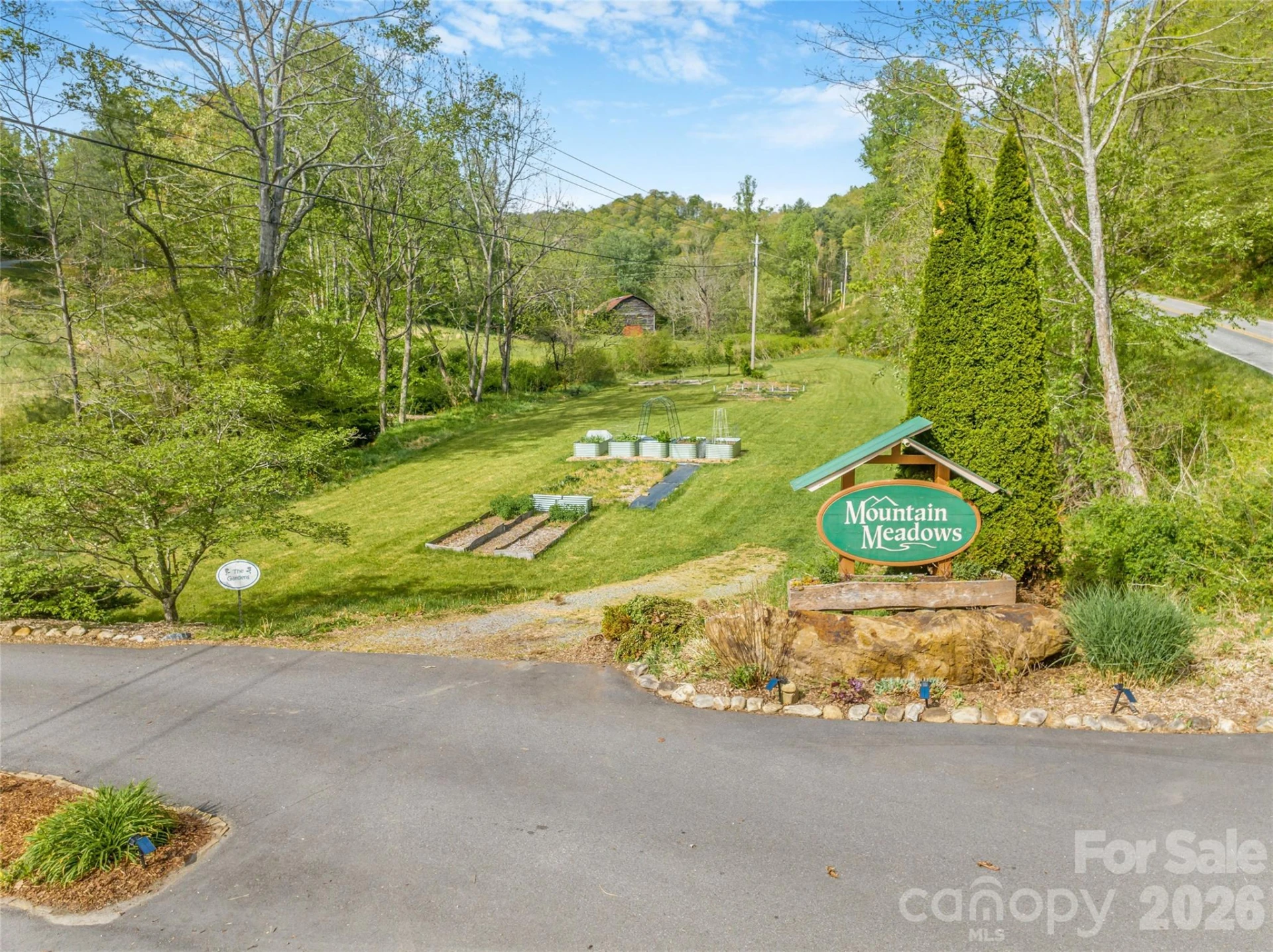 446 Amanda Drive - Photo 42