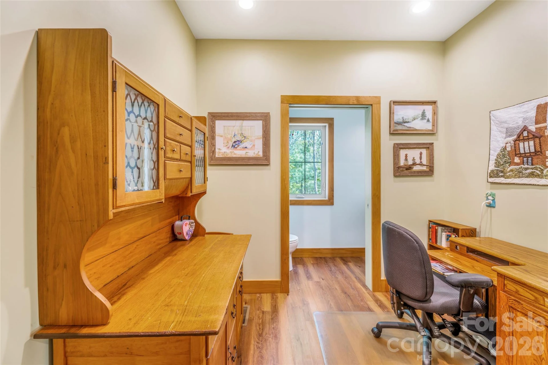 446 Amanda Drive - Photo 6
