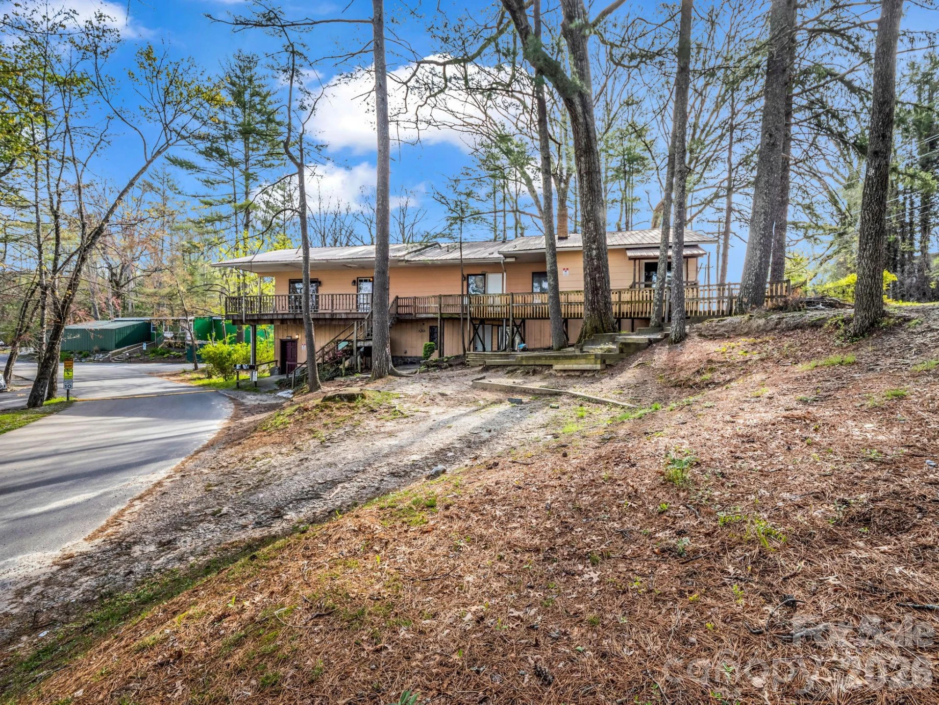 76 Adeles Way - Photo 3