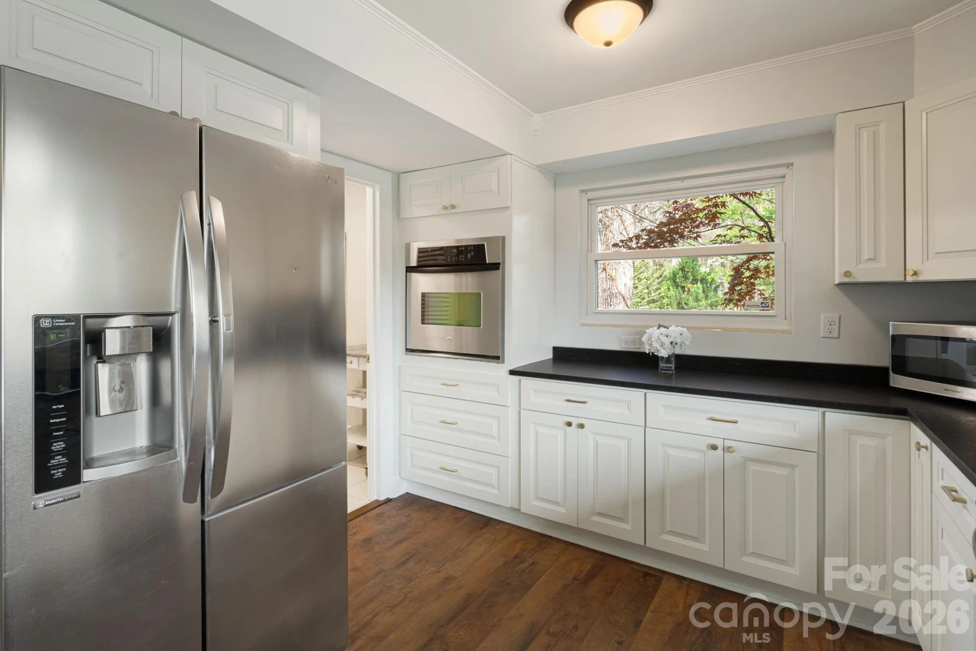 87 W Oakview Road - Photo 13