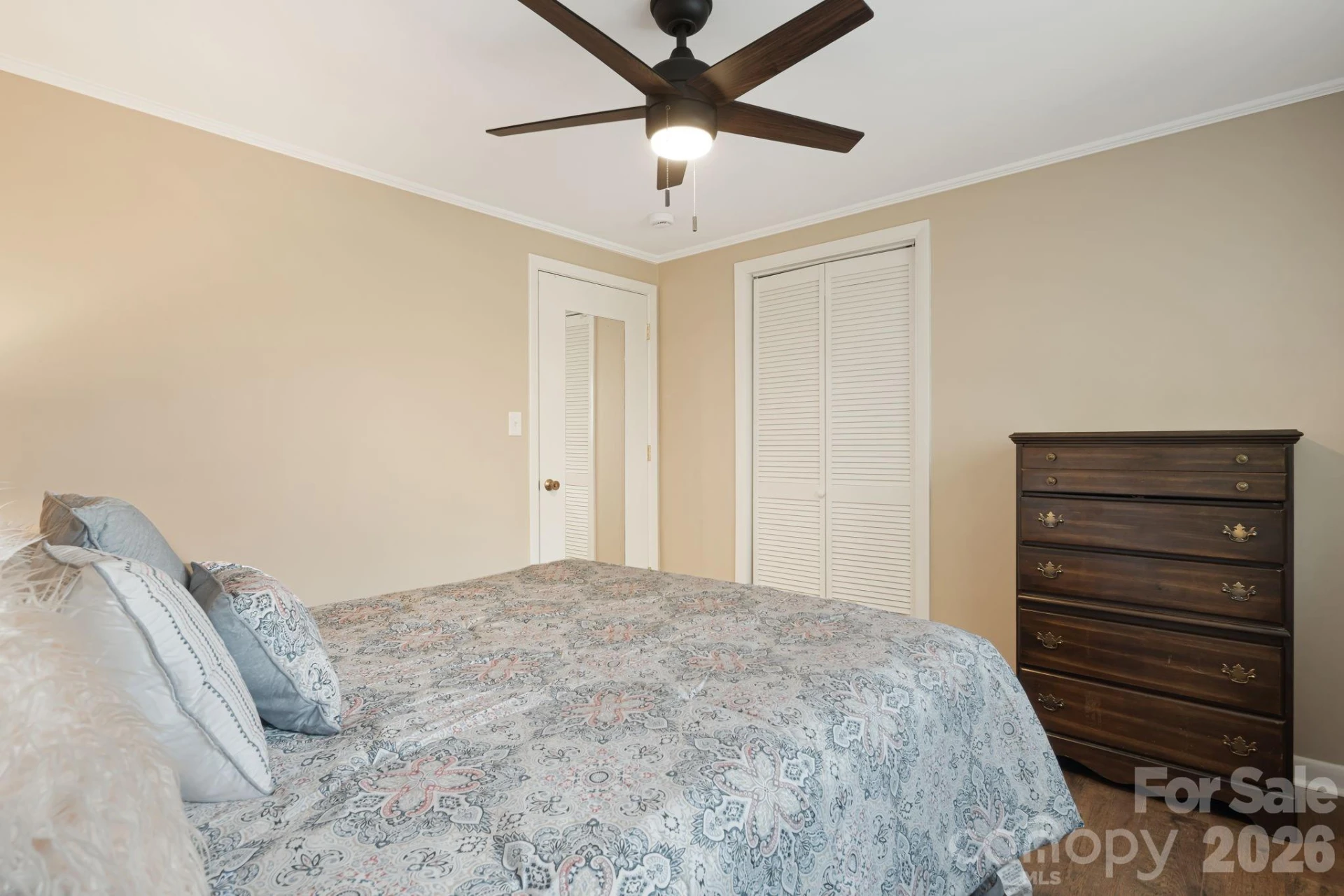 87 W Oakview Road - Photo 20