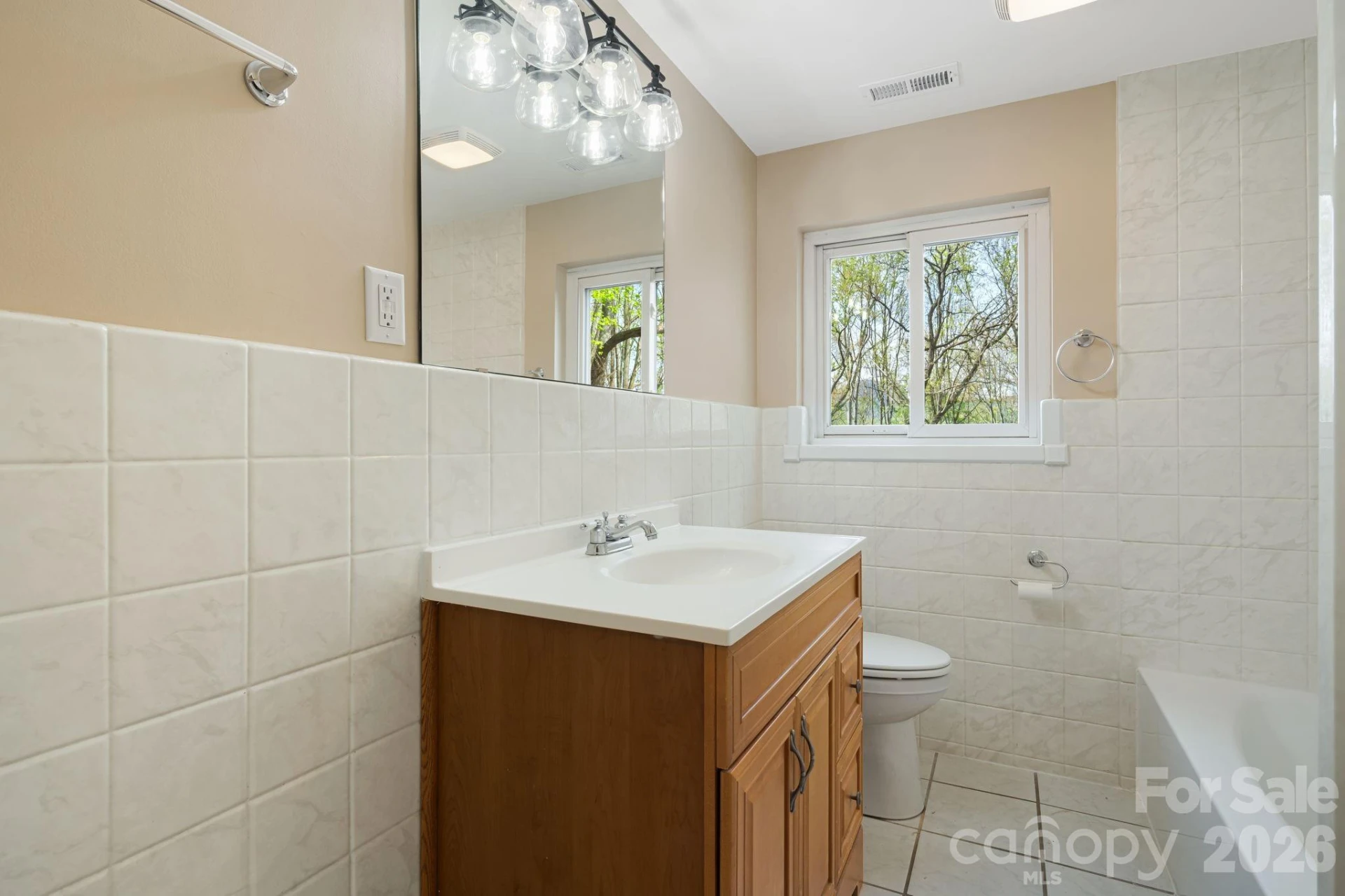87 W Oakview Road - Photo 23