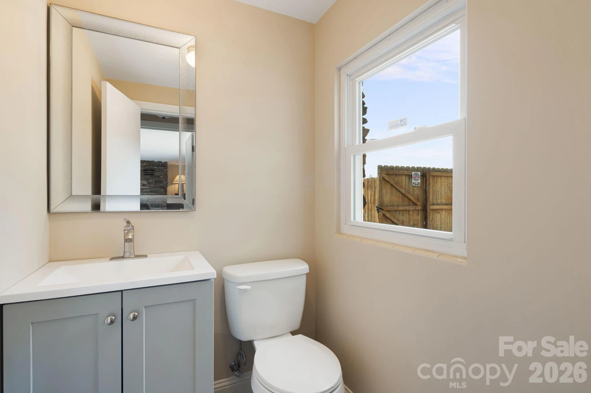 87 W Oakview Road - Photo 32