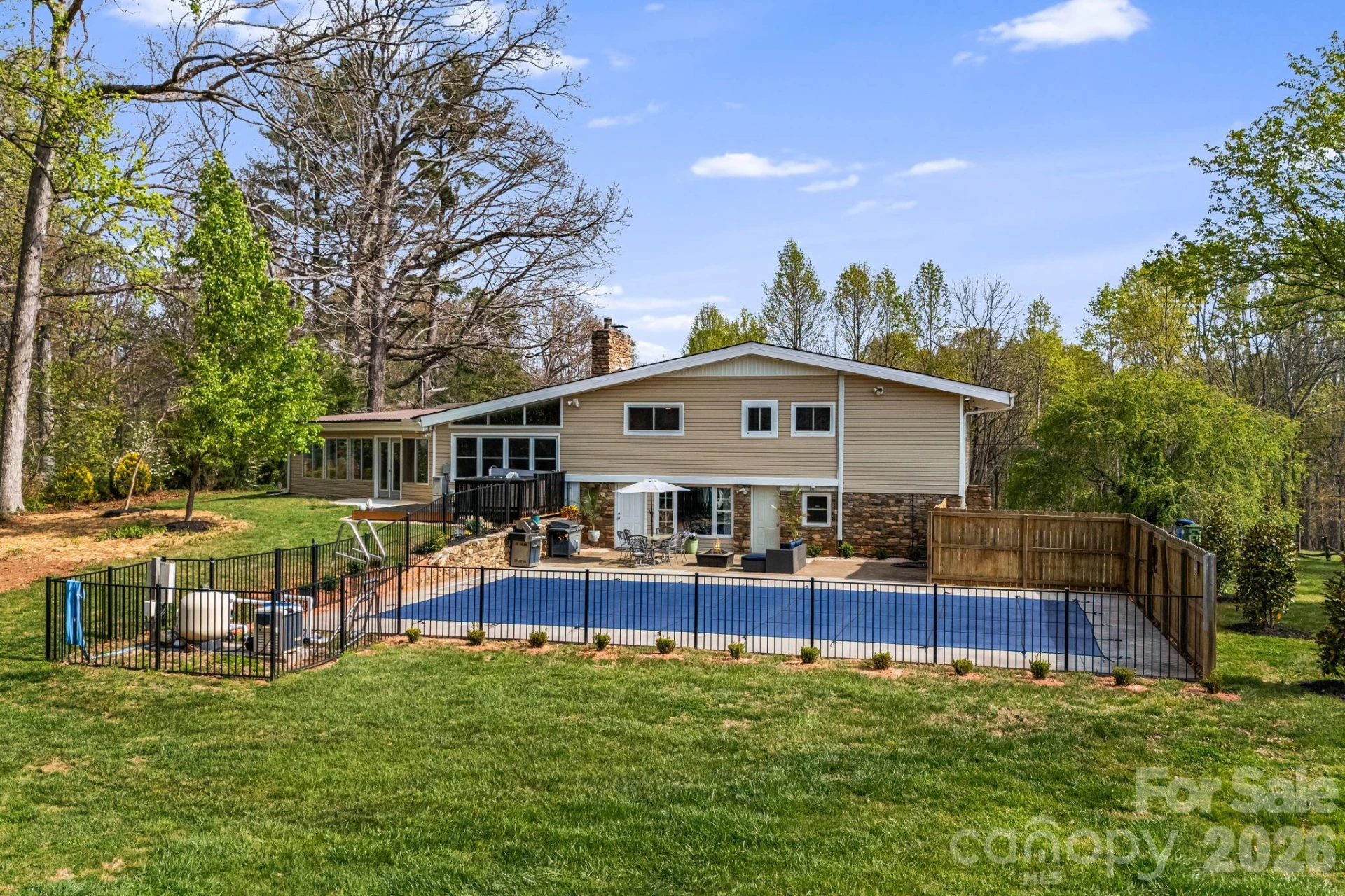 87 W Oakview Road - Photo 39