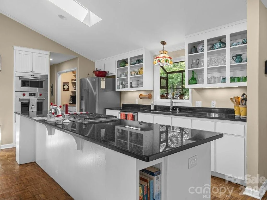2825 River Road - Photo 14
