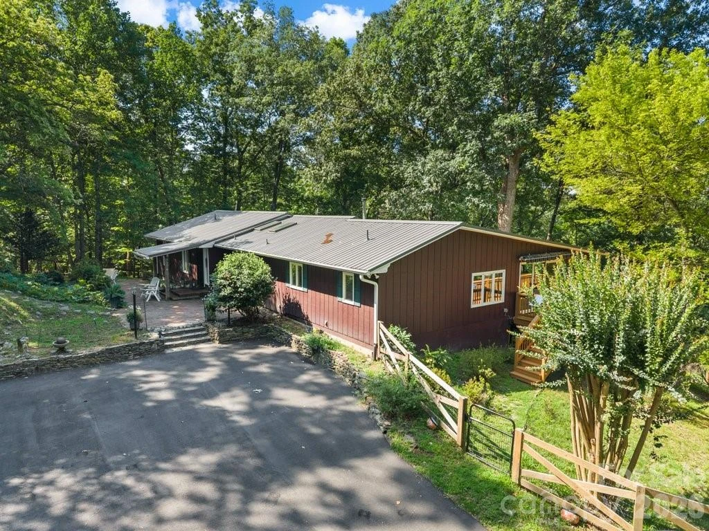 2825 River Road - Photo 30