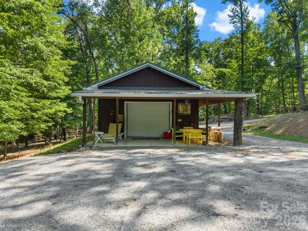 2825 River Road - Photo 43