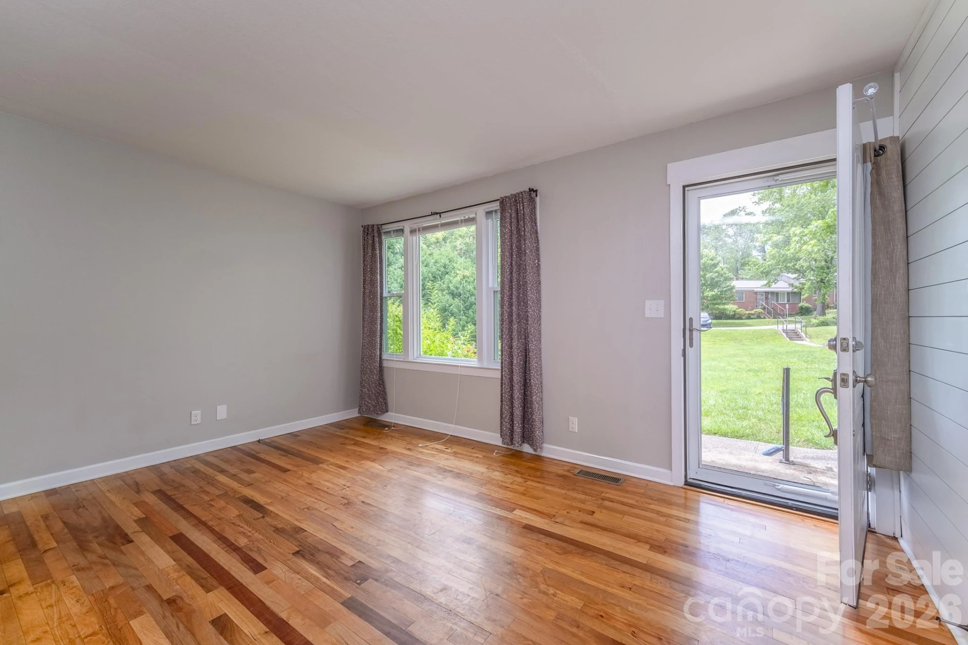 41 Trowbridge Lane - Photo 6