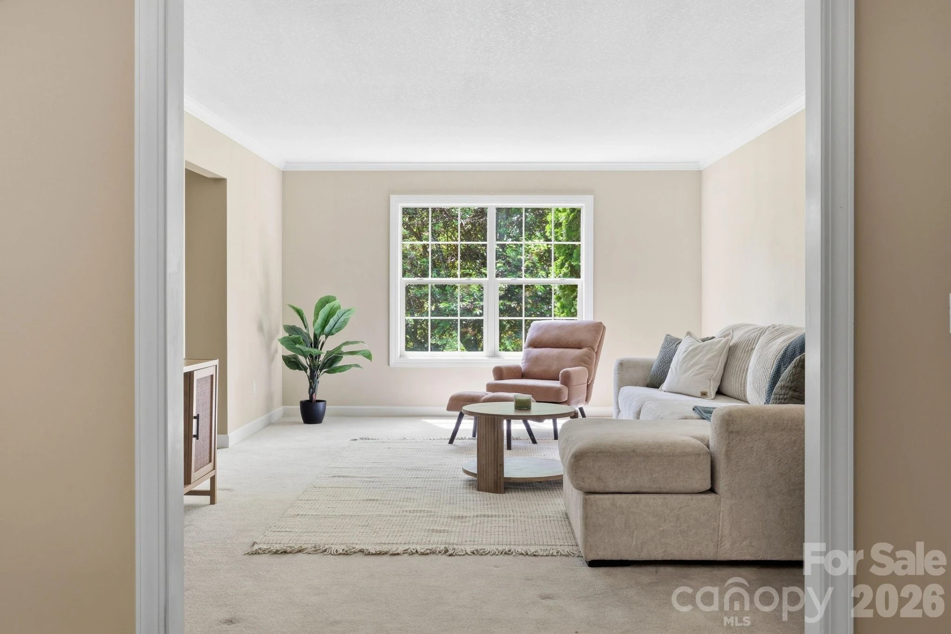306 Woodview Court - Photo 15
