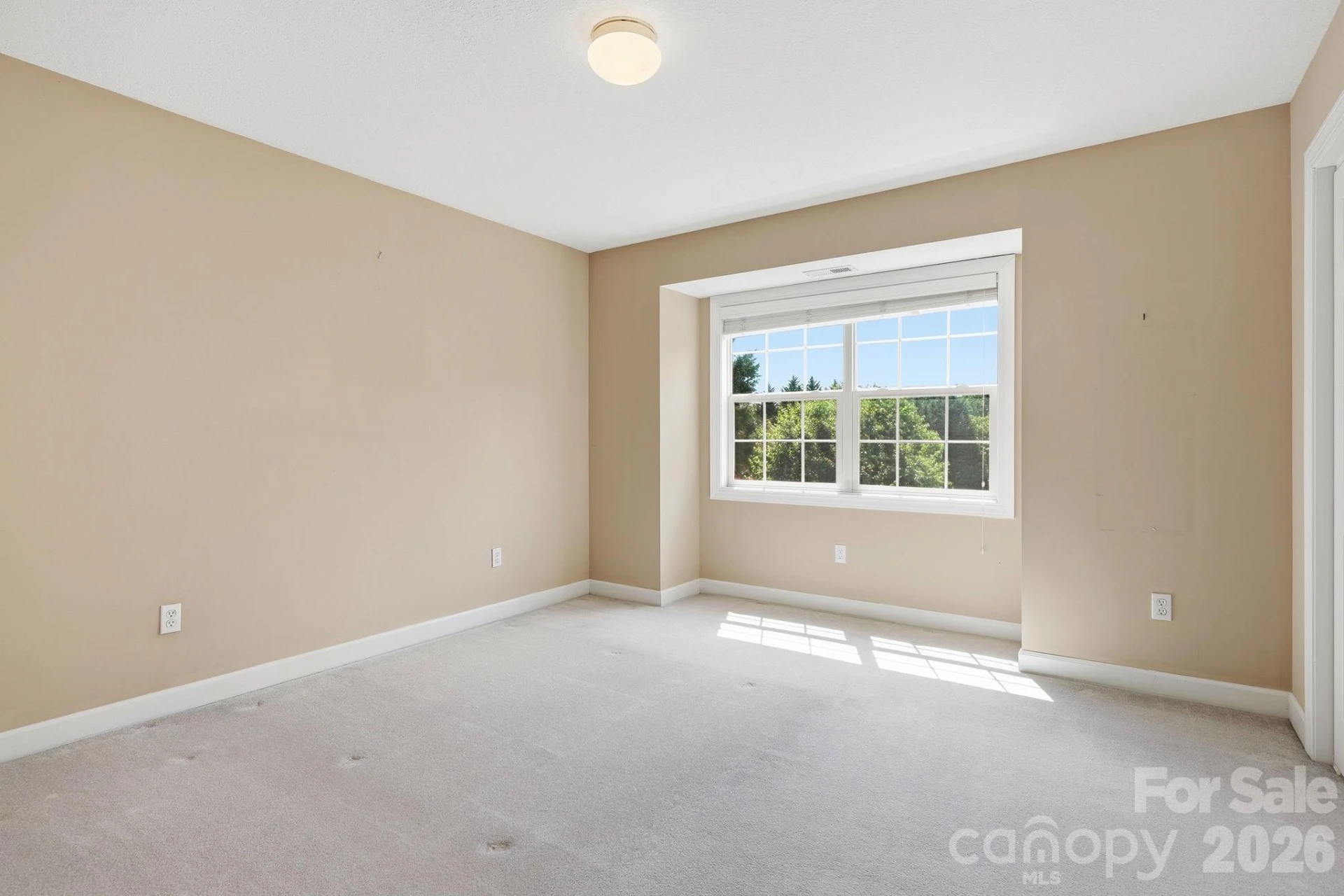 306 Woodview Court - Photo 25