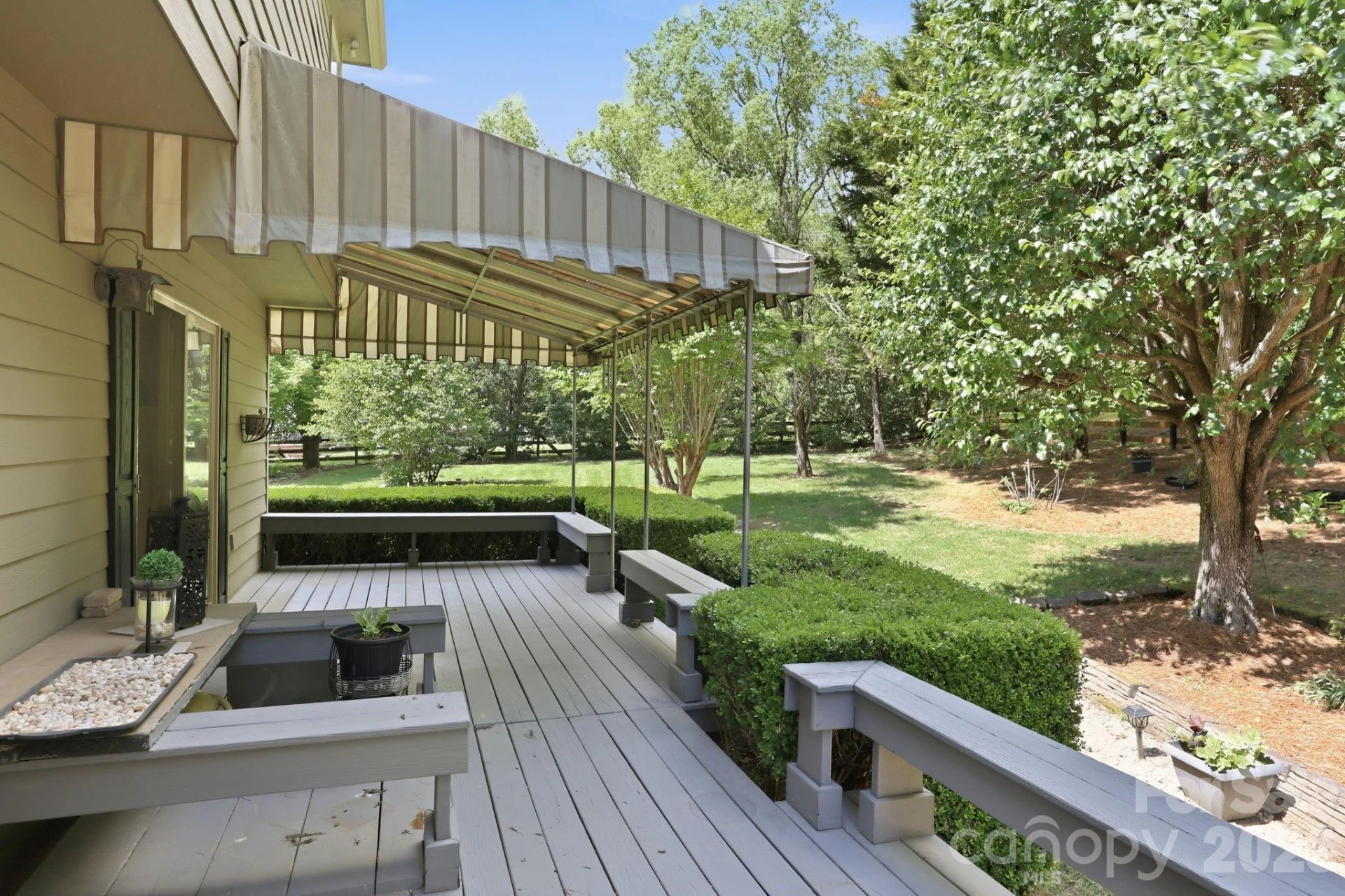 306 Woodview Court - Photo 34