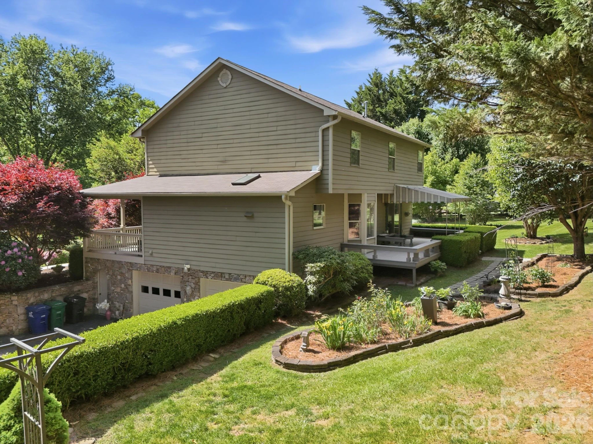 306 Woodview Court - Photo 35