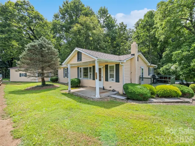 1714 Iron Duff Road