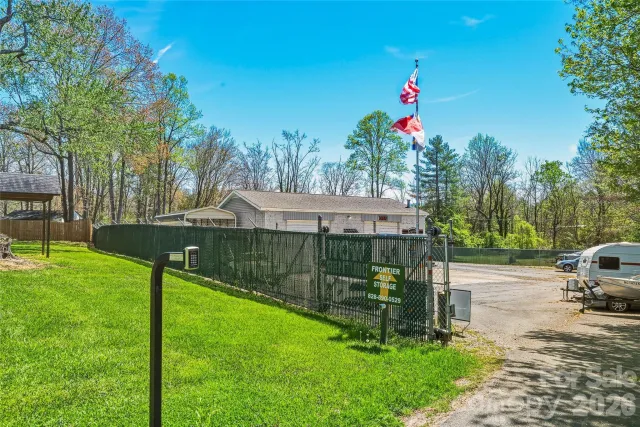 130 Oakland Hill Drive