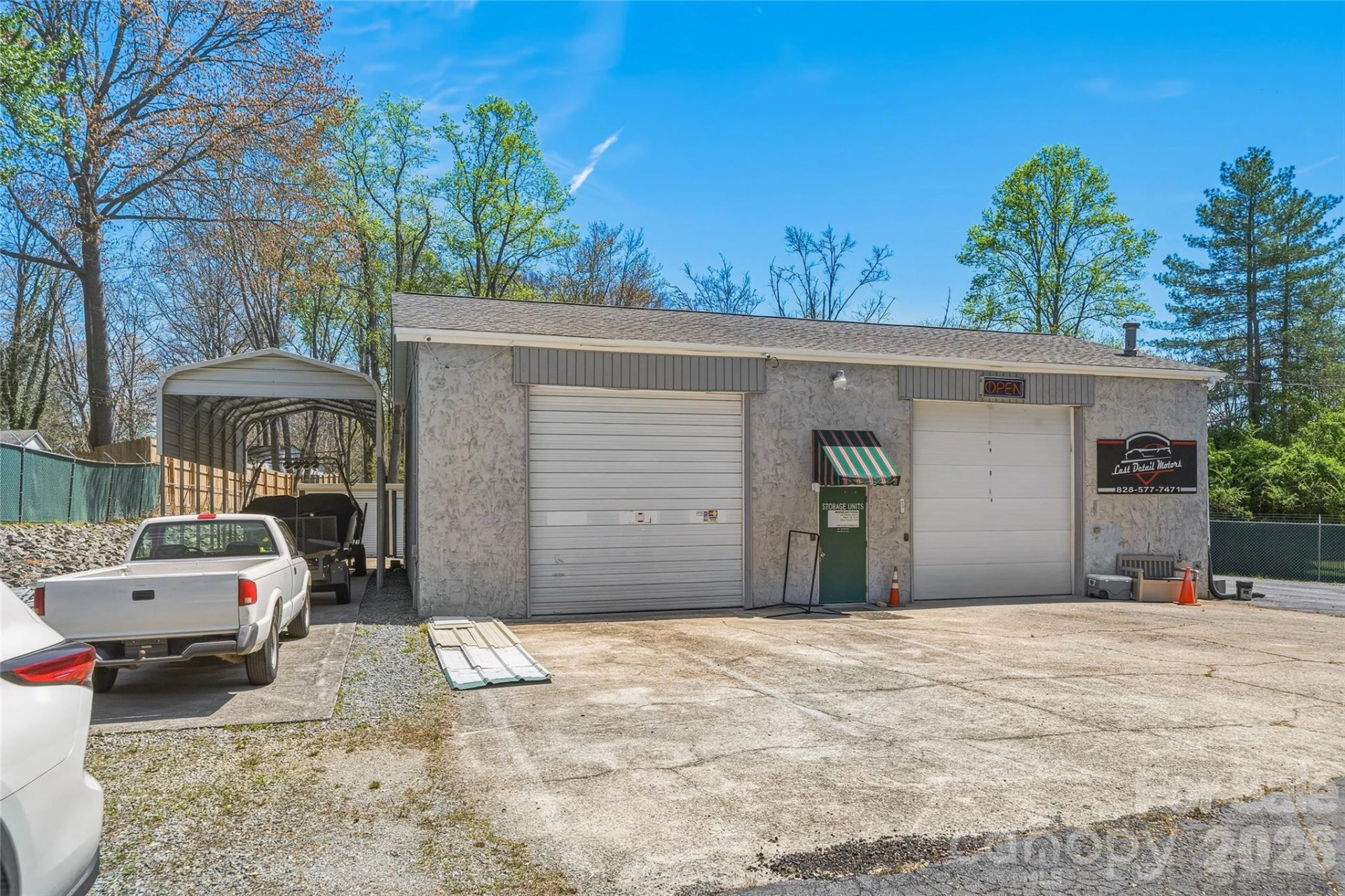 130 Oakland Hill Drive - Photo 2