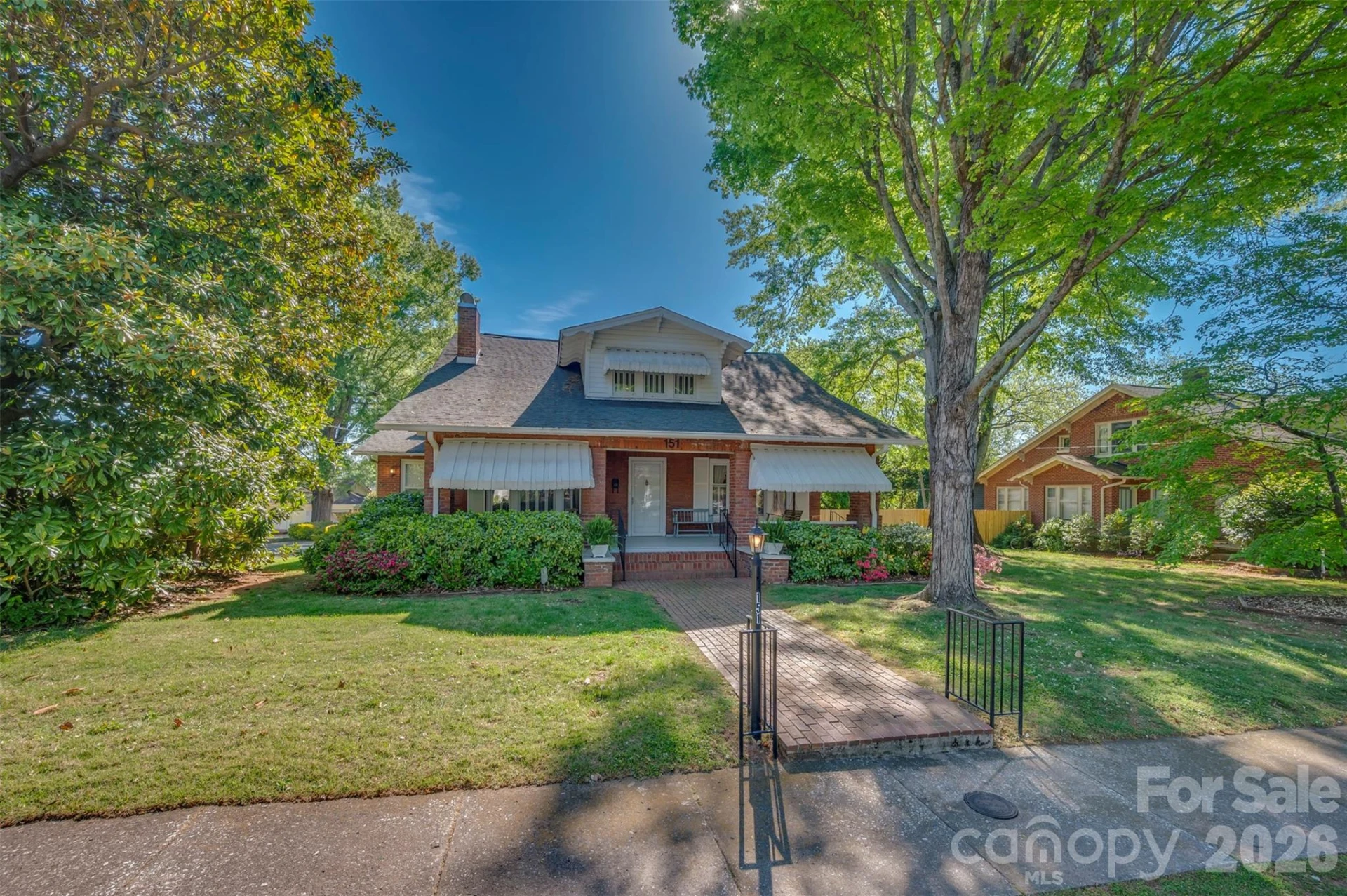 151 S Magnolia Street - Photo 3