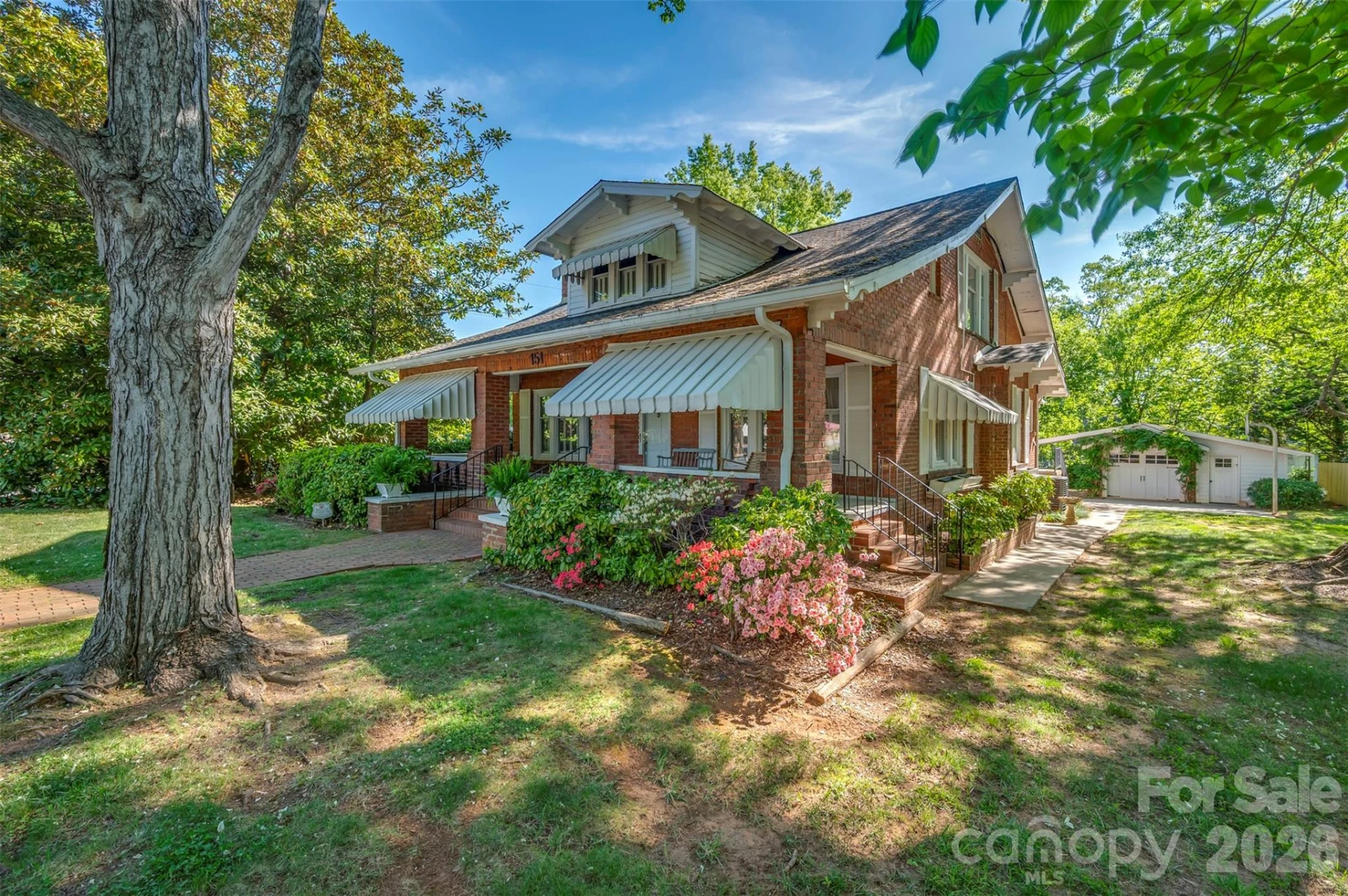 151 S Magnolia Street - Photo 4