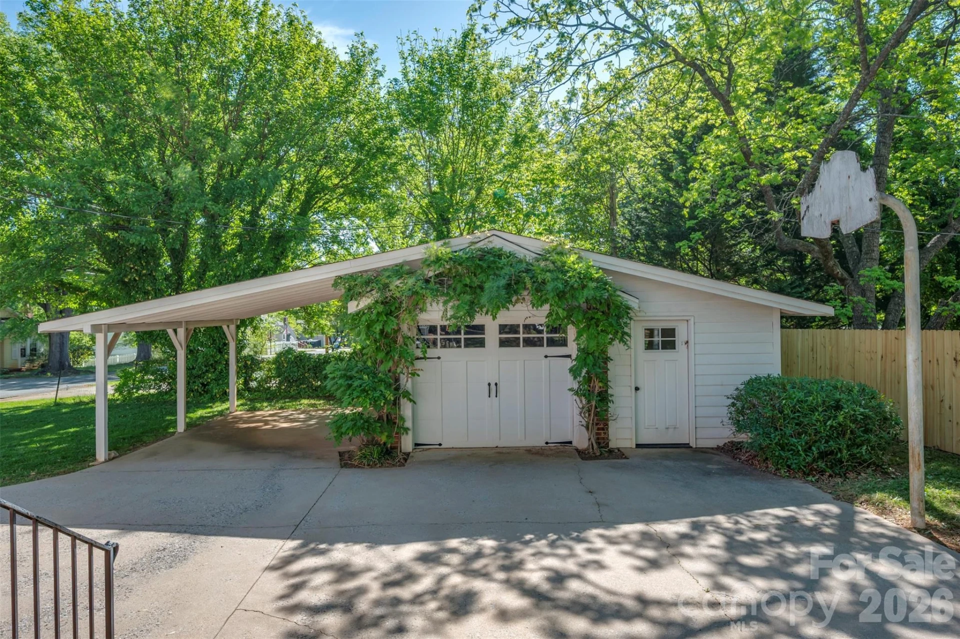 151 S Magnolia Street - Photo 36