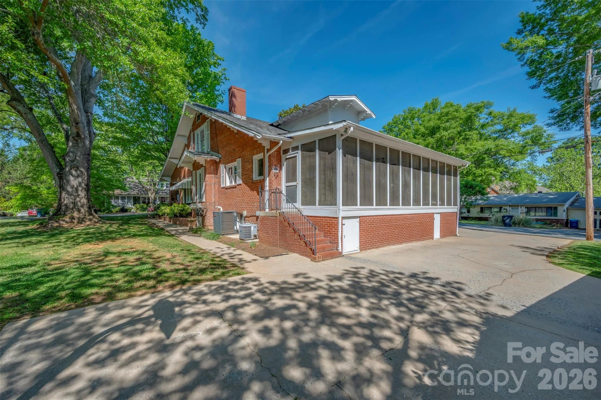 151 S Magnolia Street - Photo 38