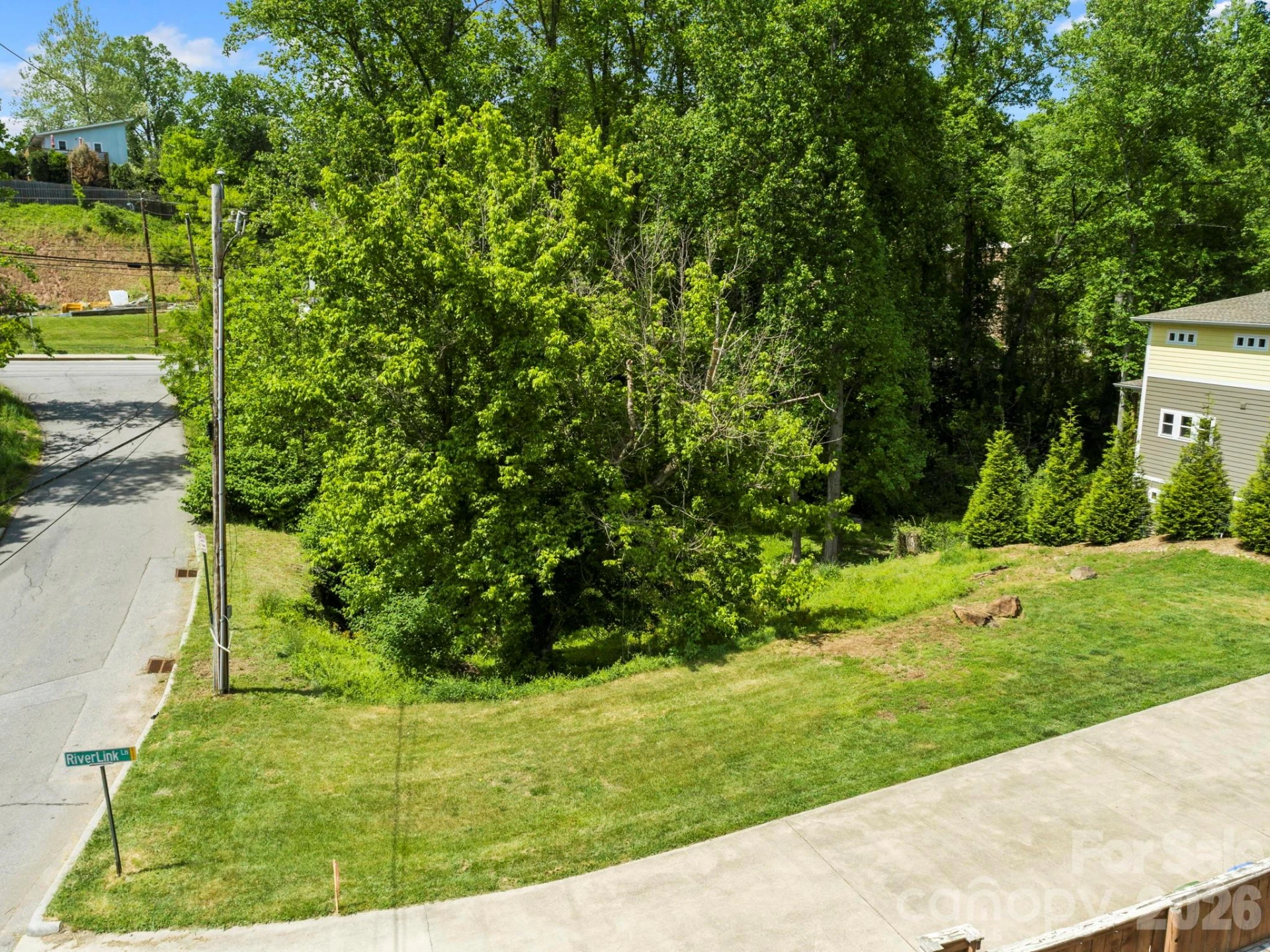 9999 Euclid Boulevard - Photo 8