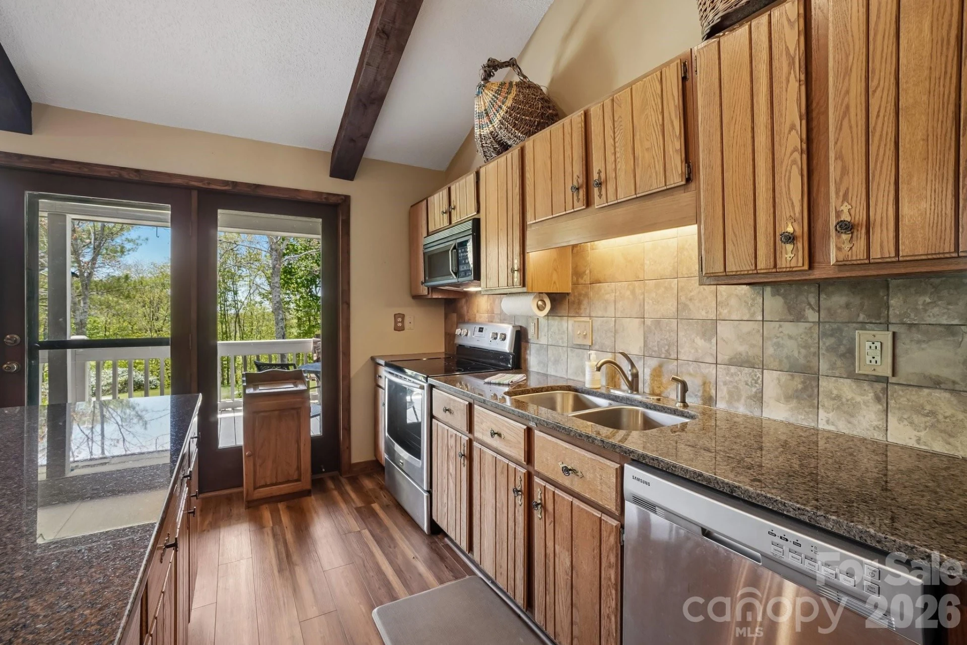 302 Eagles Nest Court S - Photo 10