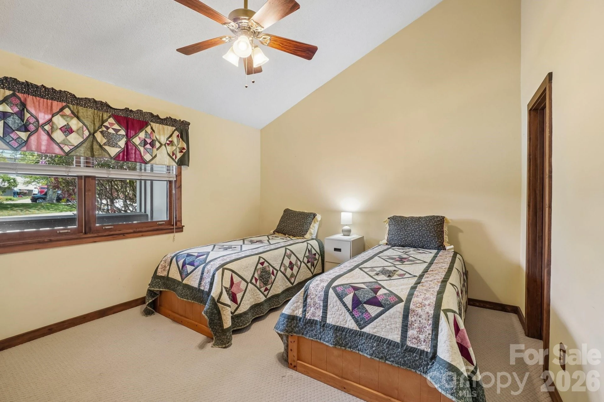 302 Eagles Nest Court S - Photo 17