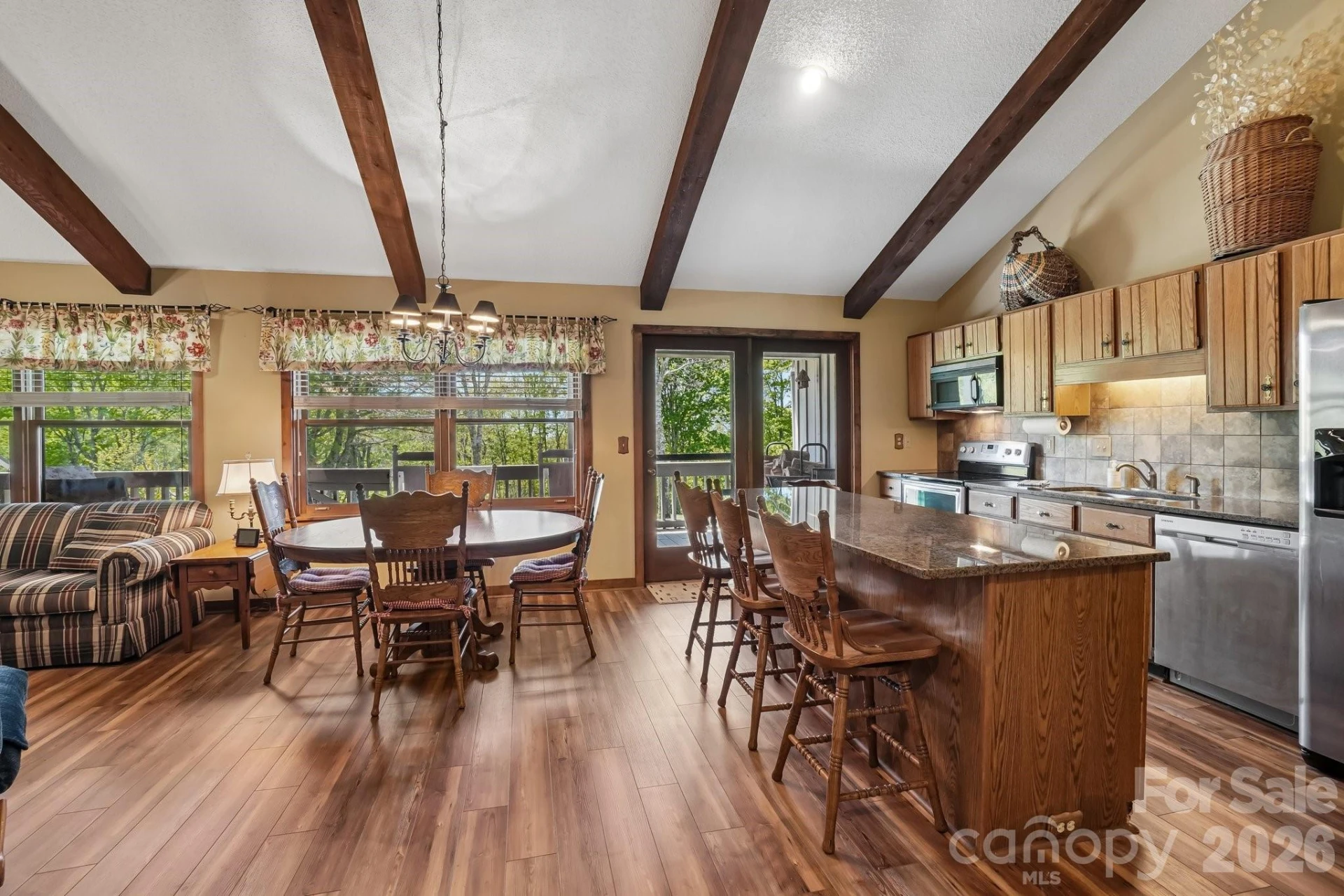 302 Eagles Nest Court S - Photo 7